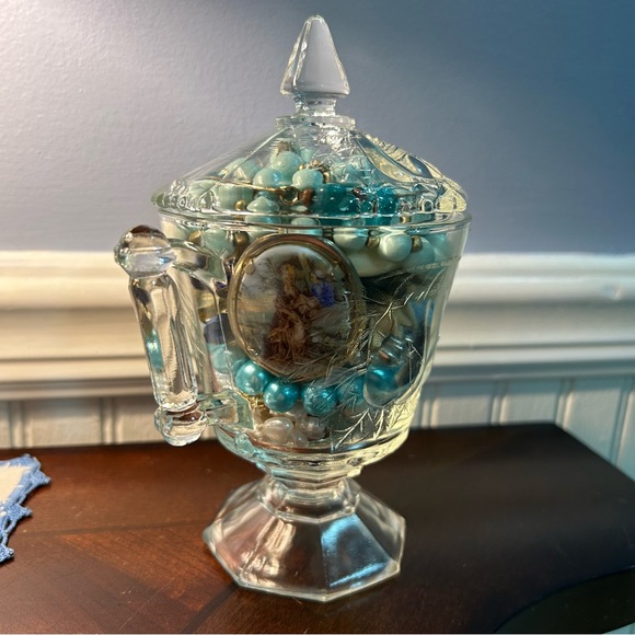Mystery Vintage Glass Candy Dish with Lid Full of Jewelry - Picture 3 of 9